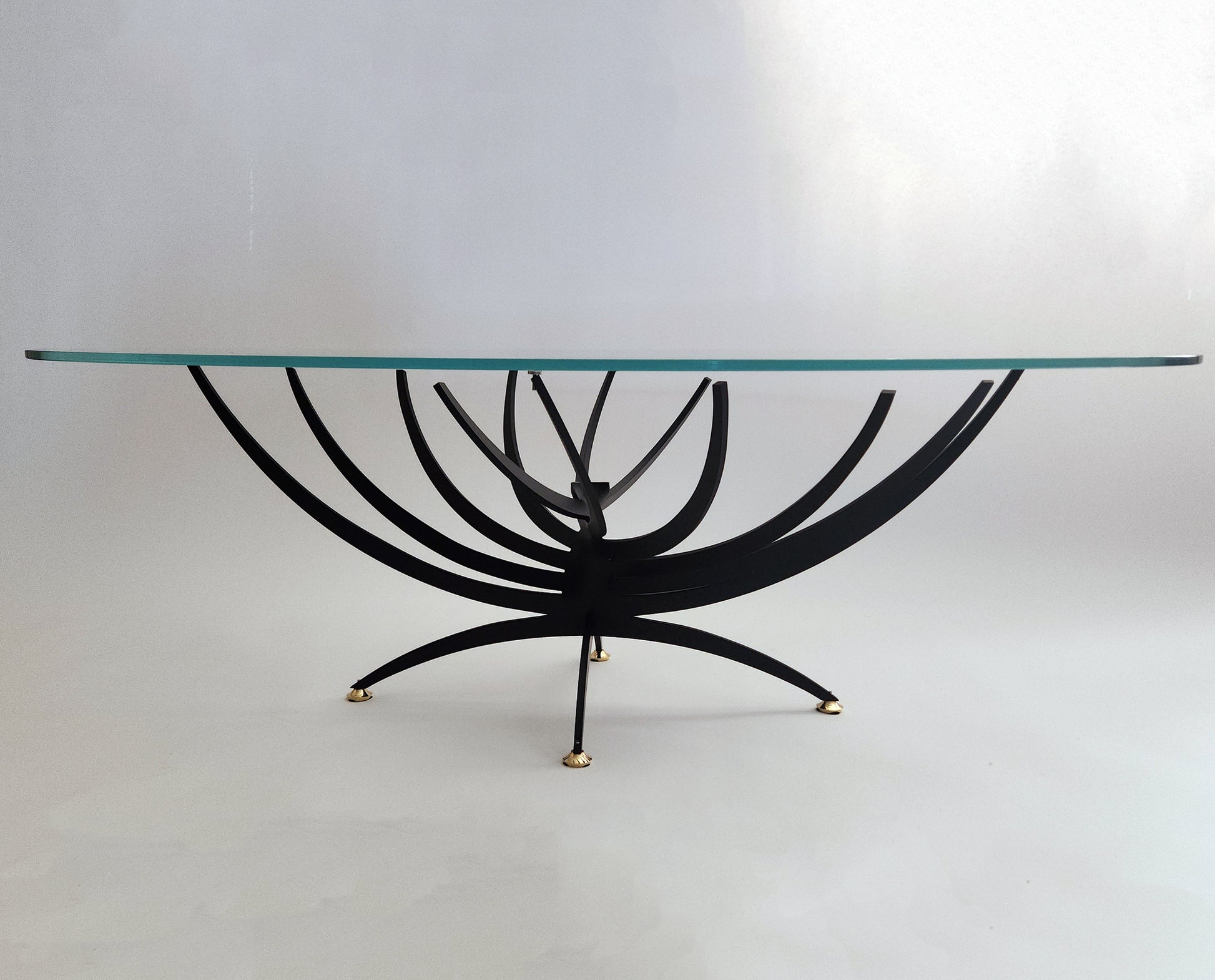 Serge Mouille Twisted Table with glass top and metal base painted in black aluminum - Profile