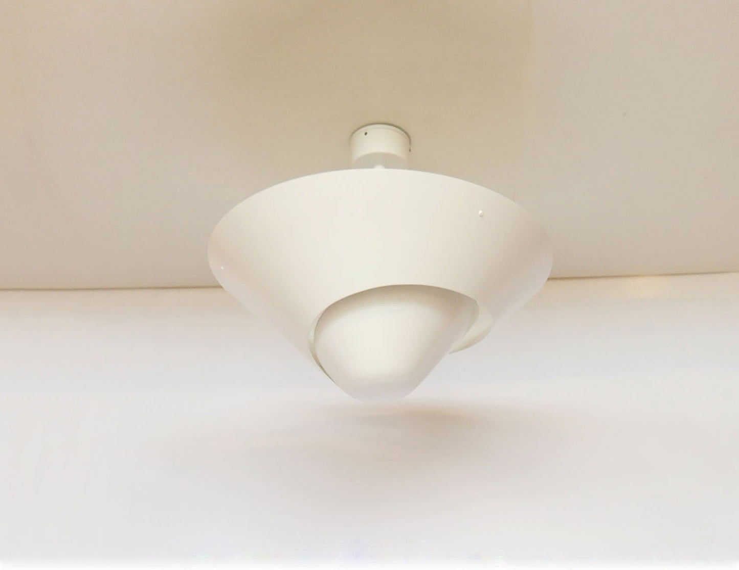 White Serge Mouille Medium Snail Ceiling Lamp - SergeMouilleUSA (2)