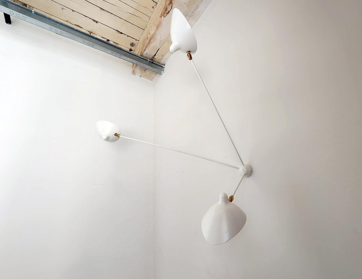 White Serge Mouille Spider Sconce with 3 Arms (2)