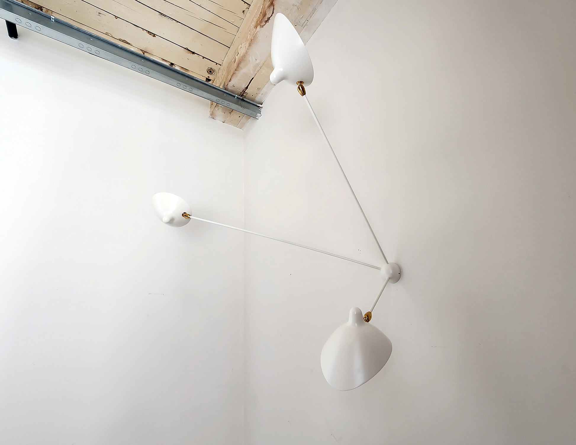 White Serge Mouille Spider Sconce with 3 Arms (2)